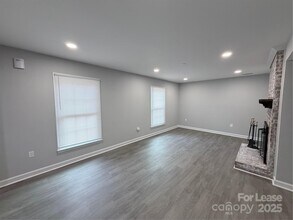 2825 Edwin Jones Dr in Charlotte, NC - Building Photo - Building Photo