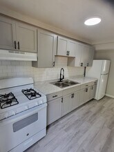 Carpenter Apartments in Louisville, KY - Building Photo - Building Photo