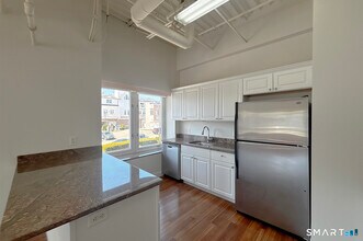 1139 Post Rd in Fairfield, CT - Building Photo - Building Photo