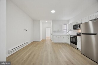 278 S 60th St in Philadelphia, PA - Building Photo - Building Photo