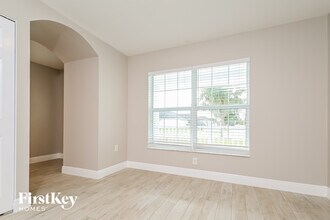 11202 Hidden Breeze Dr in Wimauma, FL - Building Photo - Building Photo