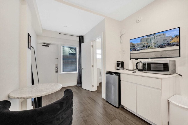 3020 Seville St, Unit SI ID1503976P in Fort Lauderdale, FL - Foto de edificio - Building Photo