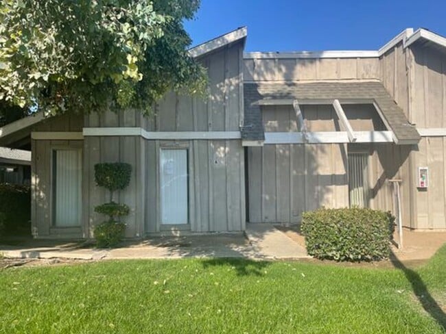 property at 1506 Dewitt Ave