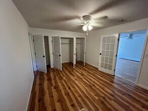 66 Prospect Rd in Centerport, NY - Foto de edificio - Building Photo