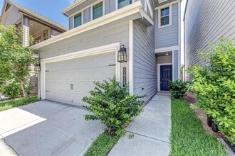 3418 Avondale Vw Dr in Houston, TX - Building Photo - Building Photo