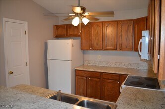 2304 NE 8th Pl in Cape Coral, FL - Building Photo - Building Photo