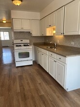10459 Carol Ct, Unit 1W in Rosemont, IL - Foto de edificio - Building Photo
