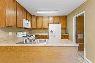 108 N Gray Ave in Panama City, FL - Building Photo - Building Photo