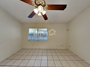 957 Islander Ave in Orlando, FL - Building Photo - Building Photo