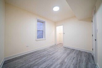 2008 W Coulter St in Chicago, IL - Building Photo - Building Photo