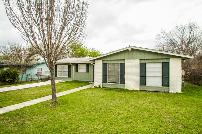 property at 511 Jamaica Dr