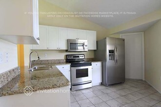 3829 78th Ave Cir E in Sarasota, FL - Building Photo - Building Photo