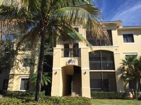 2730 Anzio Ct in Palm Beach Gardens, FL - Building Photo
