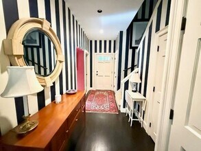 448 Gibbs Ave in Newport, RI - Building Photo - Building Photo