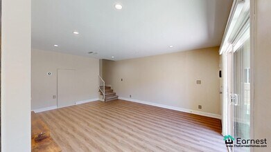 10757 Hortense St in Los Angeles, CA - Building Photo - Building Photo