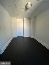 281 W Cottage Pl in York, PA - Building Photo - Building Photo