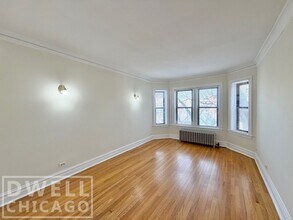 1909 W Larchmont Ave, Unit 1 in Chicago, IL - Building Photo - Building Photo