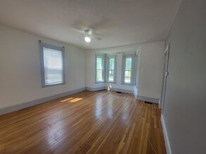 238 Lenox St in Norwood, MA - Building Photo - Building Photo