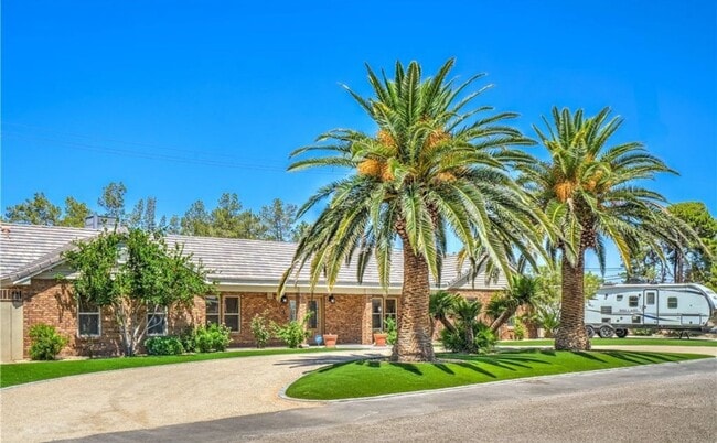 3480 W Mesa Verde Ln in Las Vegas, NV - Building Photo - Building Photo