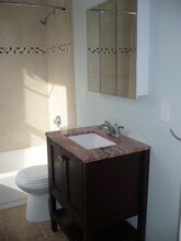 212 Maverick St-Unit -4m in Boston, MA - Building Photo - Building Photo