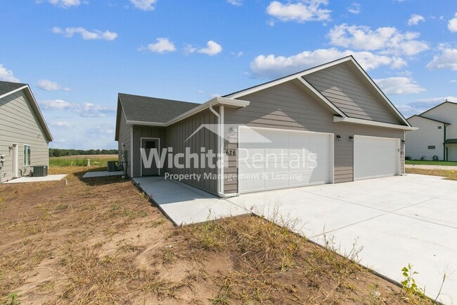 property at 622 Briarbrook