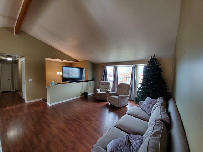 6263 W 4305 S in West Valley City, UT - Building Photo - Building Photo