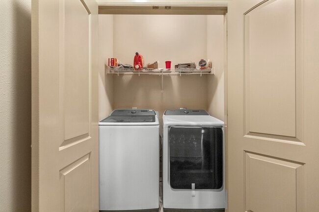 property at 1607 Bass St