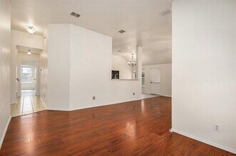 836 Cedar Ridge Ln in Burleson, TX - Building Photo - Building Photo