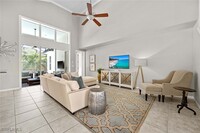 12885 Brynwood Way in Naples, FL - Foto de edificio - Building Photo