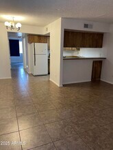 3810 N Maryvale Pkwy in Phoenix, AZ - Building Photo - Building Photo