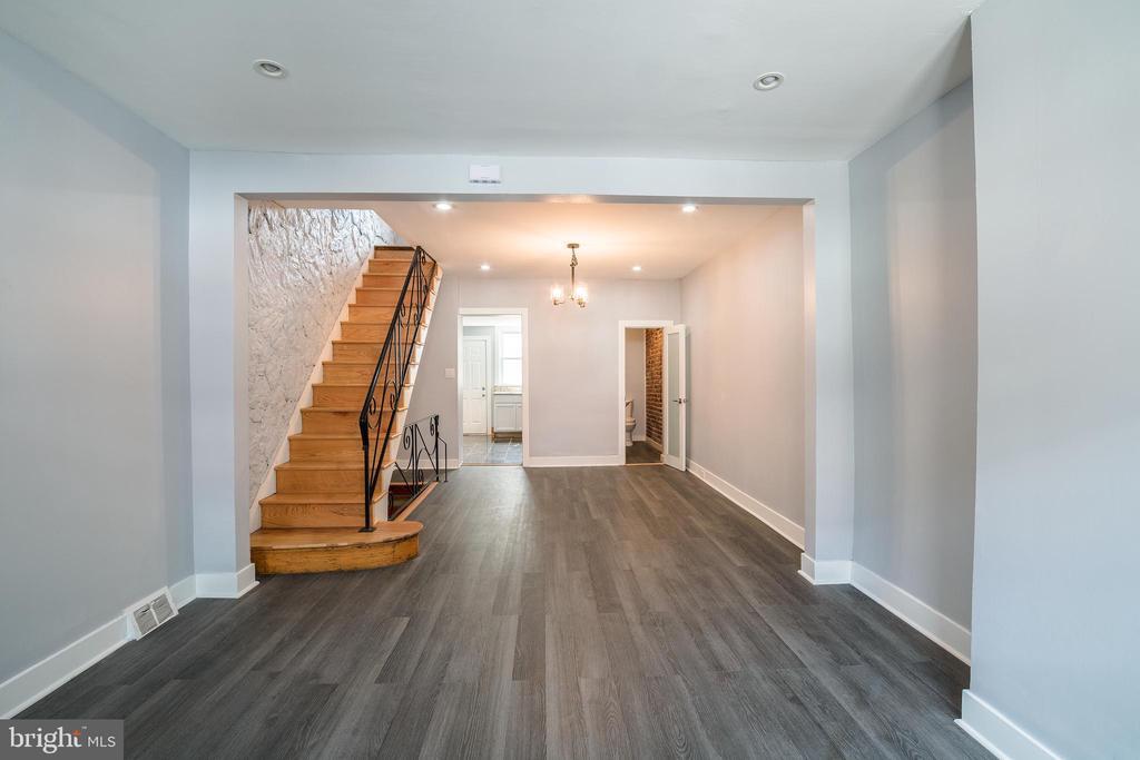 2032 S Colorado St in Philadelphia, PA - Building Photo
