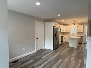 19 Kashmirs Way in Middleboro, MA - Building Photo - Building Photo