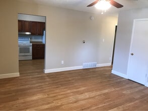1021 Delaware Dr in Colorado Springs, CO - Building Photo - Building Photo