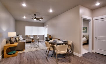 Coyote Creek in Washington, UT - Building Photo - Building Photo