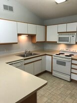 2865 Coral Ct, Unit 301