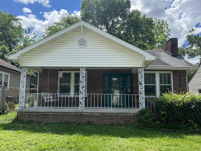 2217 Paige St in Knoxville, TN - Building Photo - Building Photo