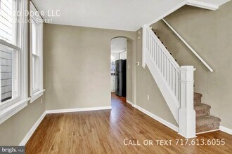 2324 Luce St in Harrisburg, PA - Building Photo - Building Photo