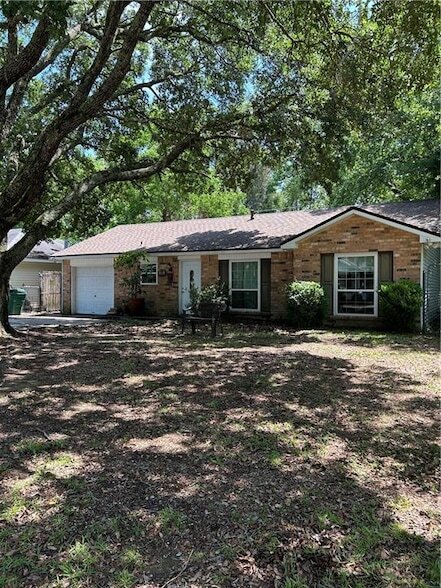 126 Northwood Dr in Slidell, LA - Building Photo