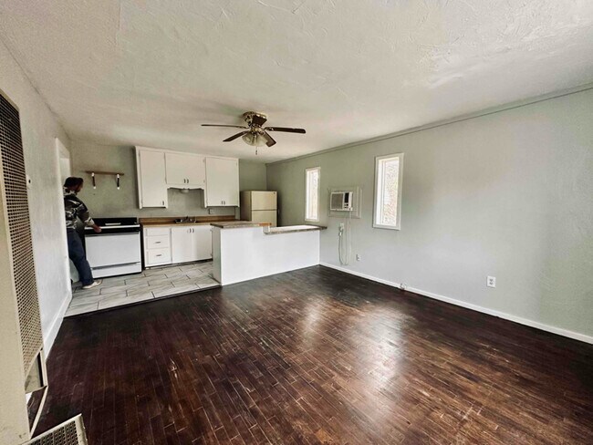 property at 416 NW Euclid Ave