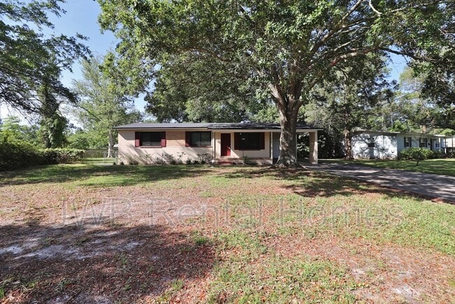 3054 Yanlee Ln in Jacksonville, FL - Building Photo - Building Photo
