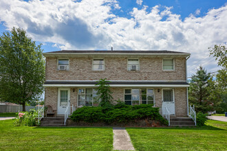 123-125 Water St in East Berlin, PA - Building Photo - Building Photo