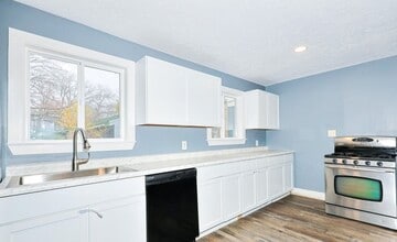 1188 Spring St in Muskegon, MI - Building Photo - Building Photo