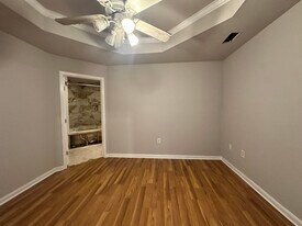 131 Carolyn Ave in Denham Springs, LA - Building Photo