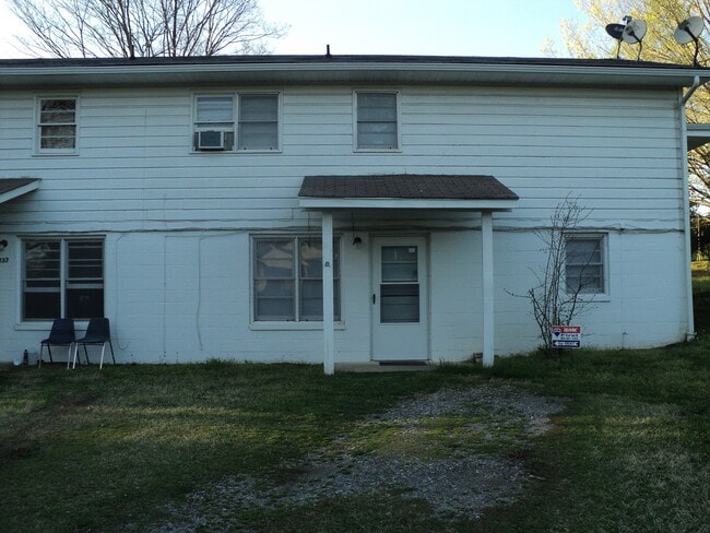 property at 239 Pinecrest Cir