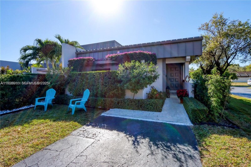 10478 SW 75th Ln in Miami, FL - Building Photo