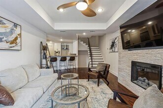 1323 St Joseph St in Dallas, TX - Building Photo - Building Photo
