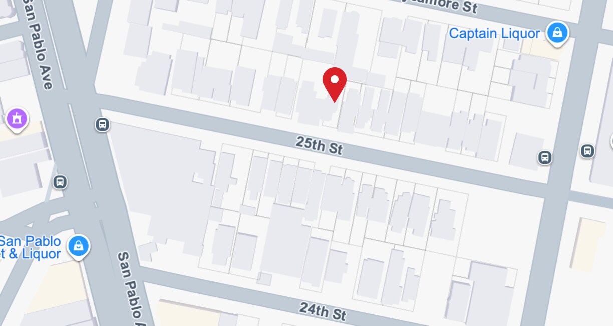 696 25th St, Unit Upstairs in Oakland, CA - Building Photo