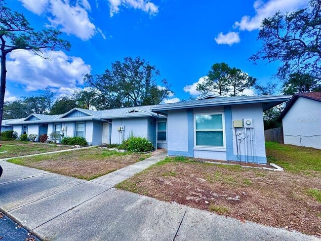 5124 Gainesville Dr in Tampa, FL - Building Photo - Building Photo