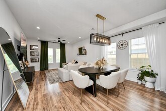 111 Jenkins St in Houston, TX - Building Photo - Building Photo