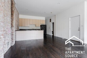 2833 W Medill Ave in Chicago, IL - Building Photo - Building Photo